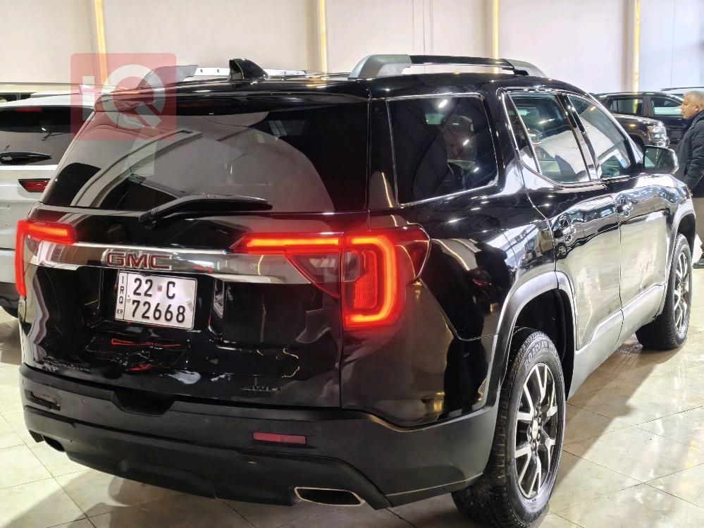 جي ام سي اكاديا